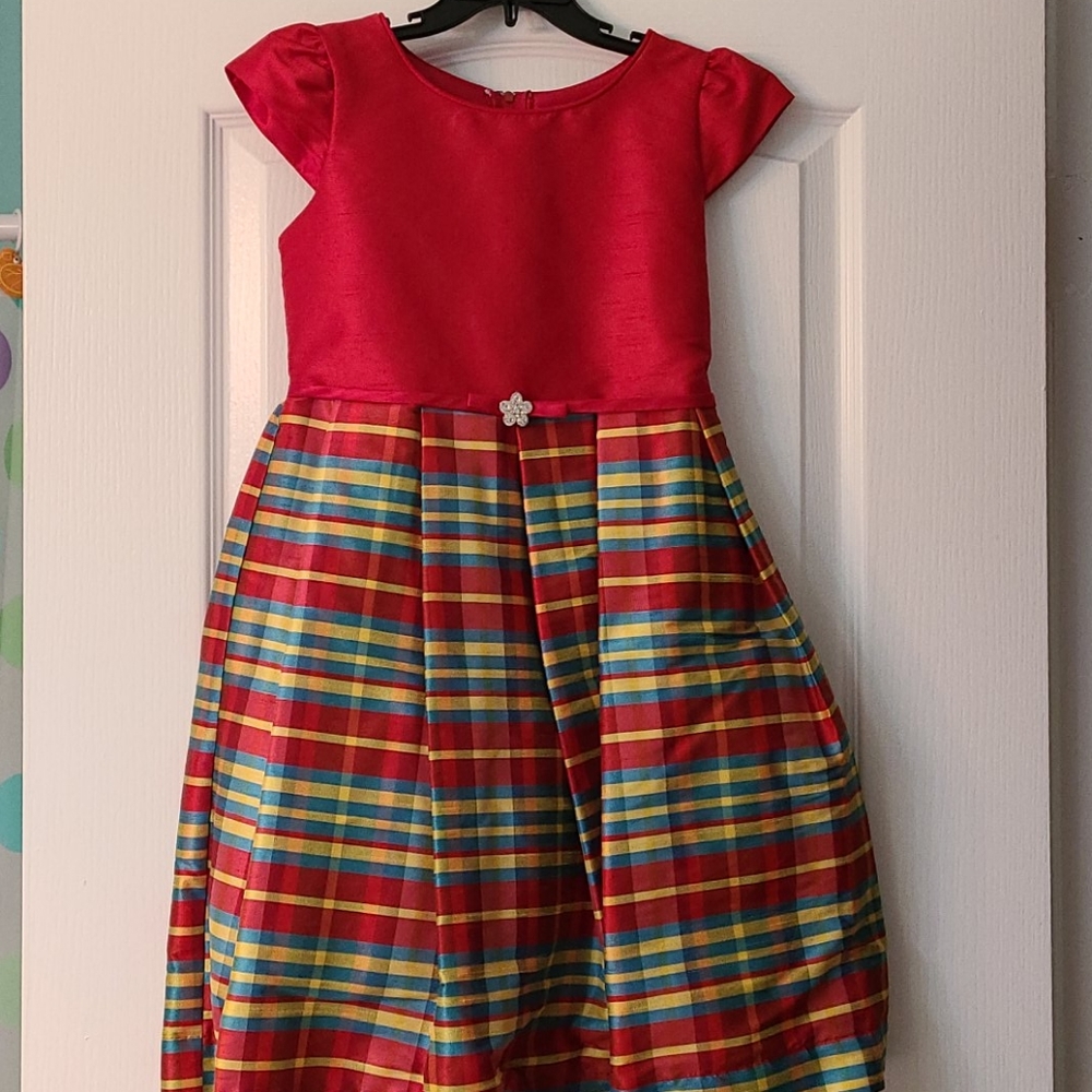 Girls classic dress